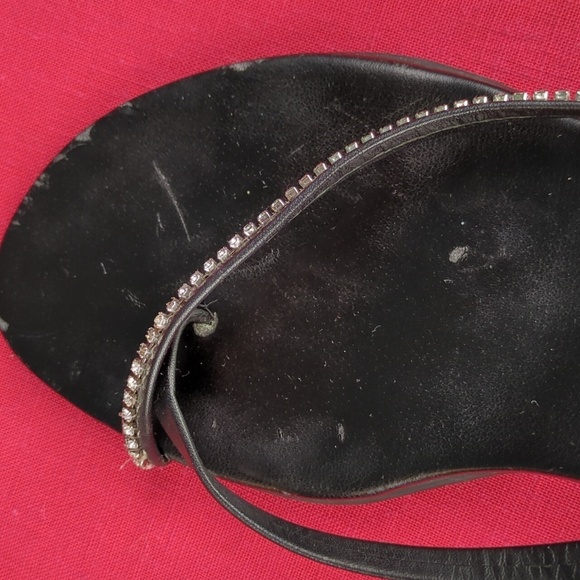 Kenneth Cole Reaction "Trick or Treat" Minimalist Sandals with Bling - Picture 8 of 11